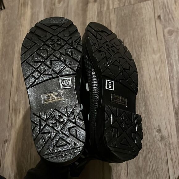 Journee collection boots  - Picture 4 of 4